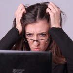 肩こり解消法は揉まずに○○。肩こりのツボを効かせるたった2つの方法
